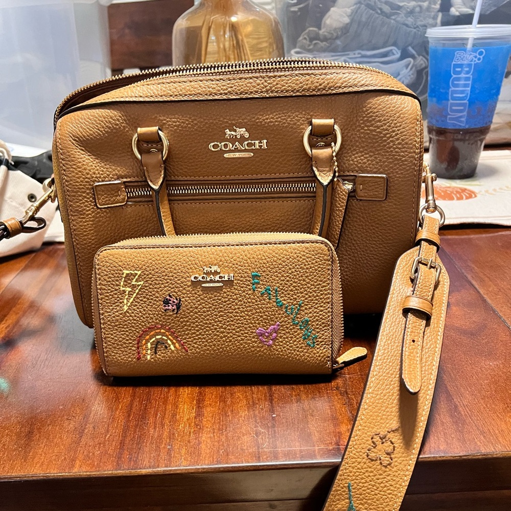 Coach purse and wallet